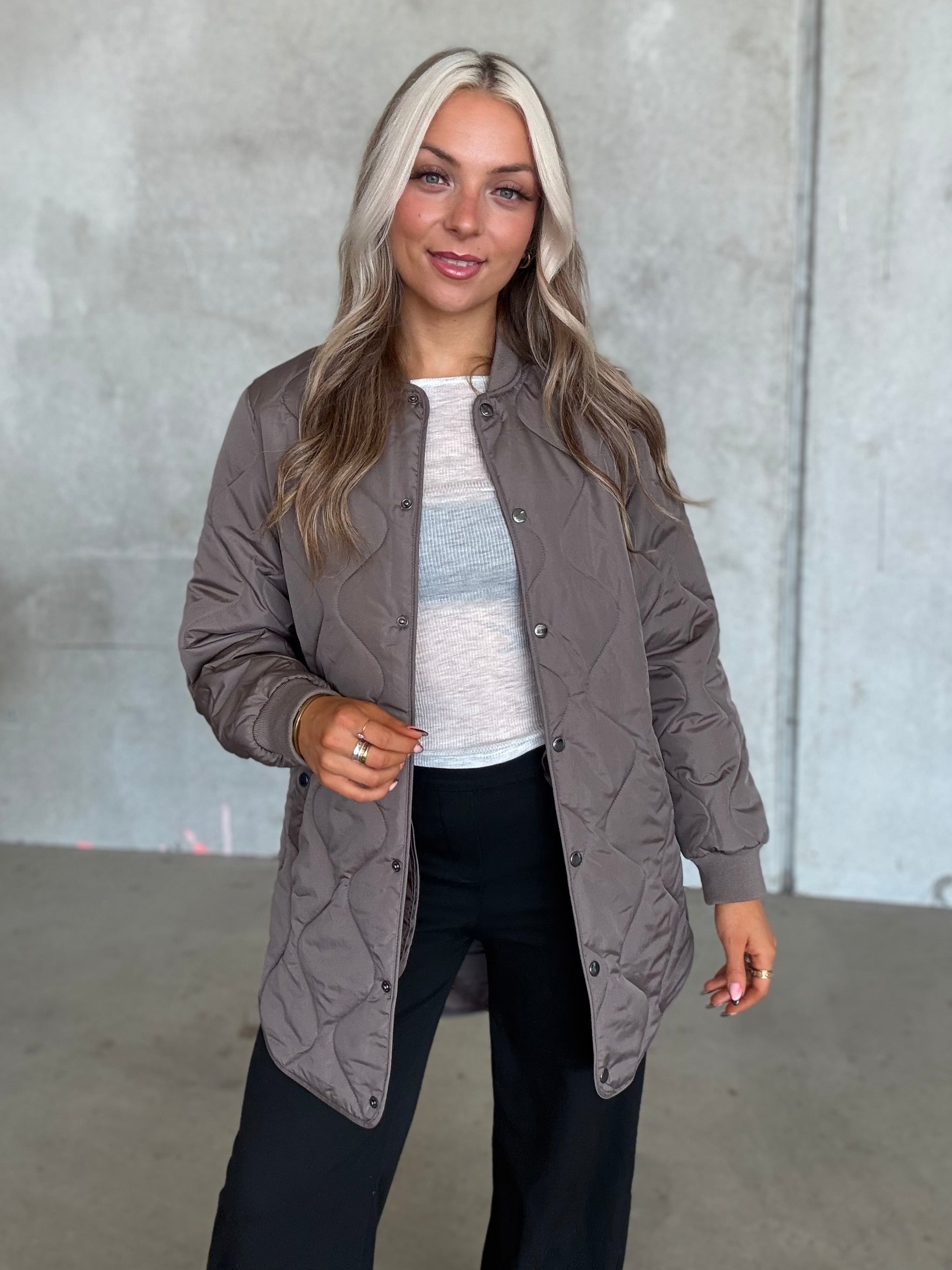 VITATE Coat - Falcon